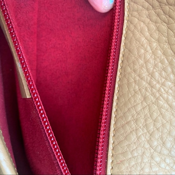 Salvatore Ferragamo Tan Pebble Leather ShoulderBag - Picture 8 of 9